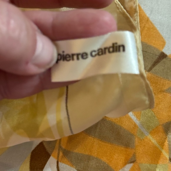 Pierre Cardin 100% Silk Yellow and Brown Leaf Scarf - Picture 2 of 6